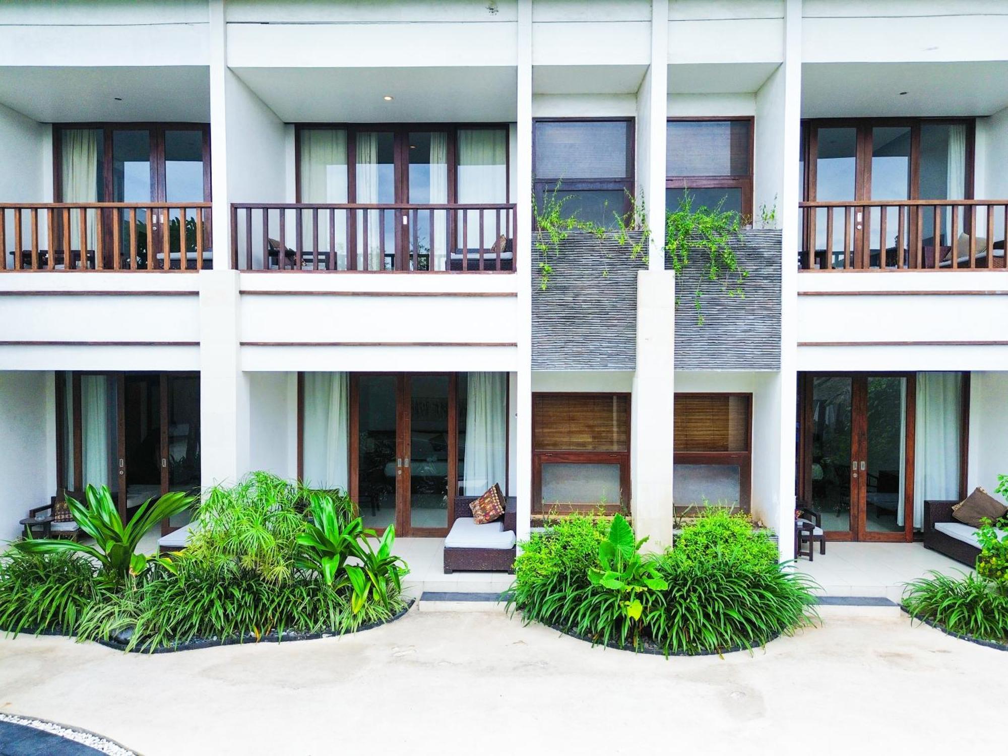 Villa Diana Bali 16 Bedrooms スミニャック エクステリア 写真