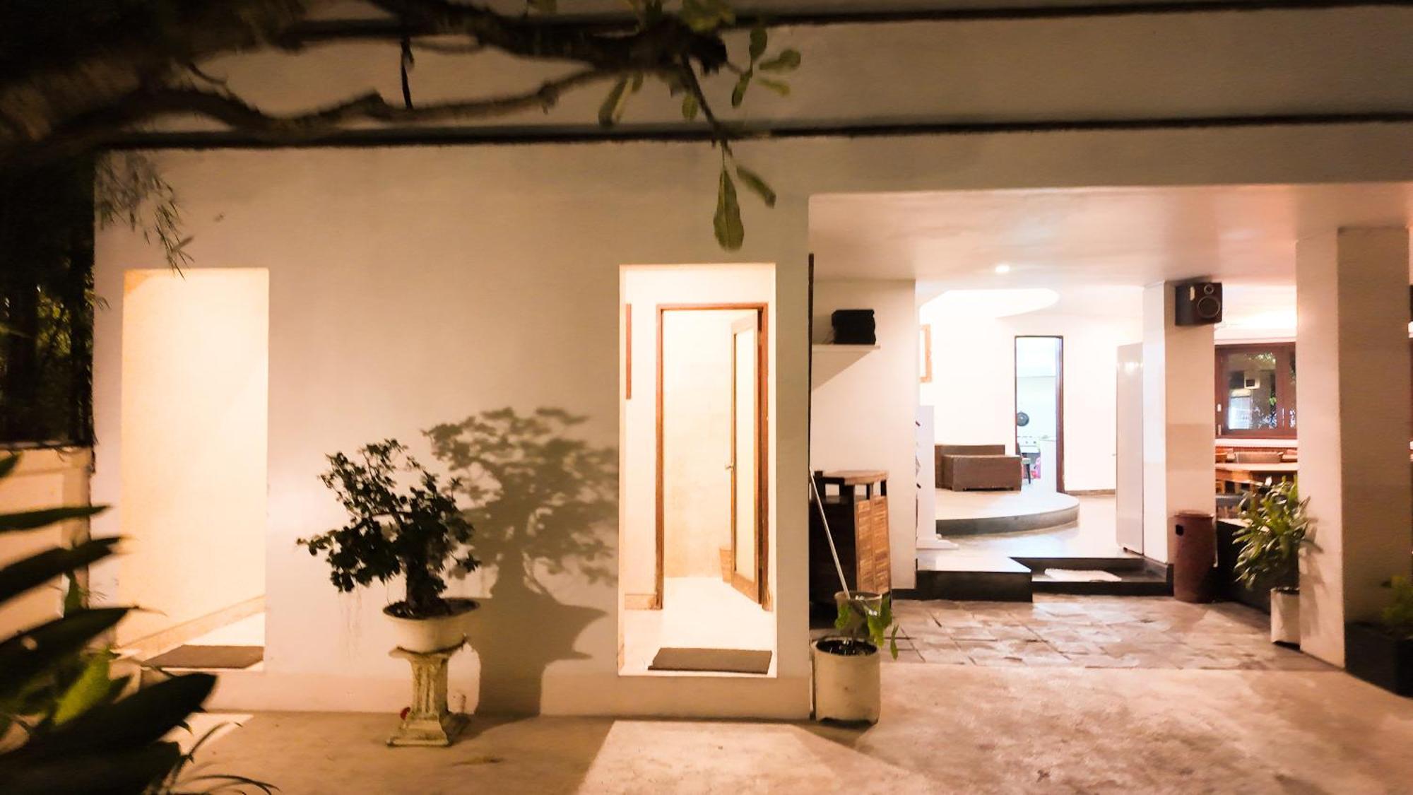 Villa Diana Bali 16 Bedrooms スミニャック エクステリア 写真