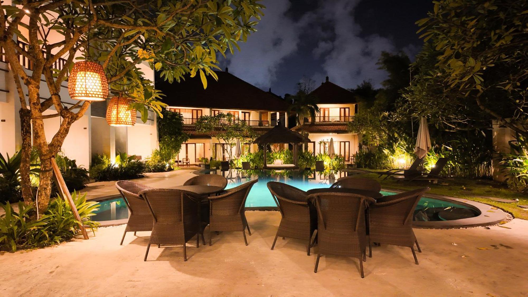 Villa Diana Bali 16 Bedrooms スミニャック エクステリア 写真