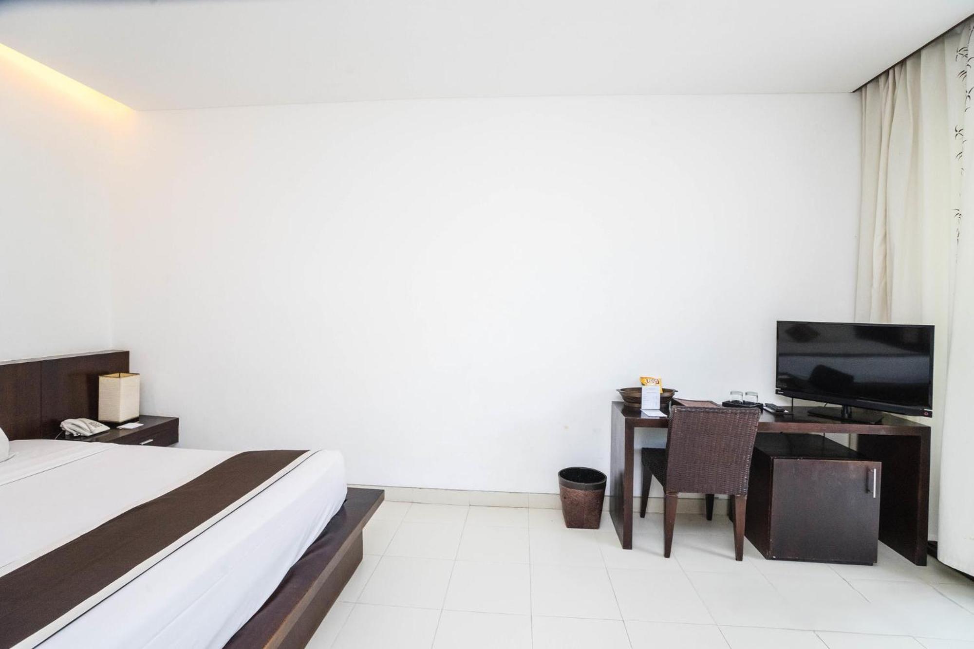 Villa Diana Bali 16 Bedrooms スミニャック エクステリア 写真