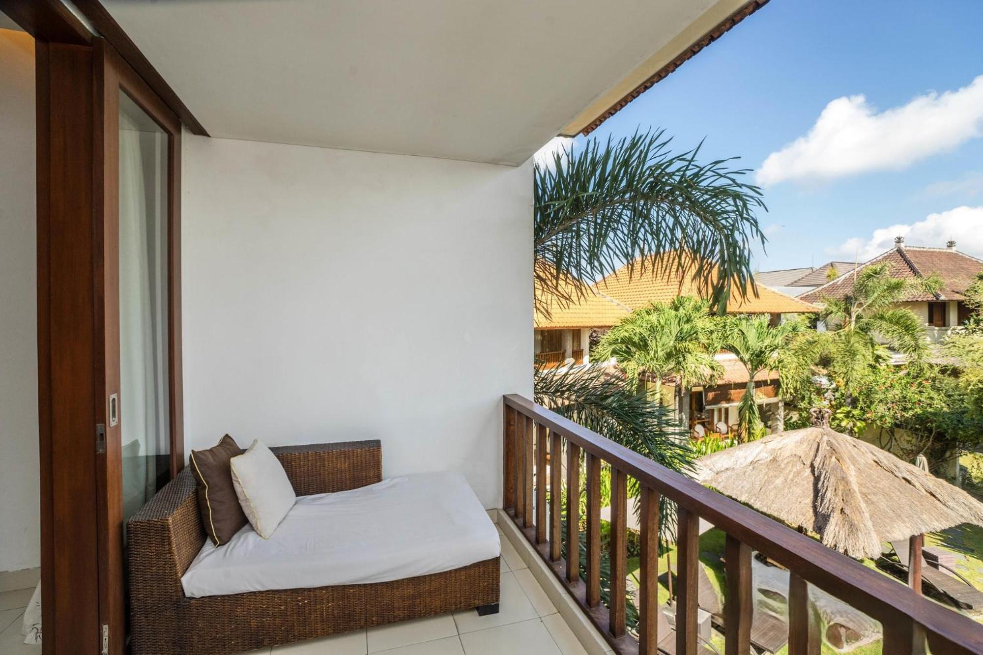 Villa Diana Bali 16 Bedrooms スミニャック エクステリア 写真
