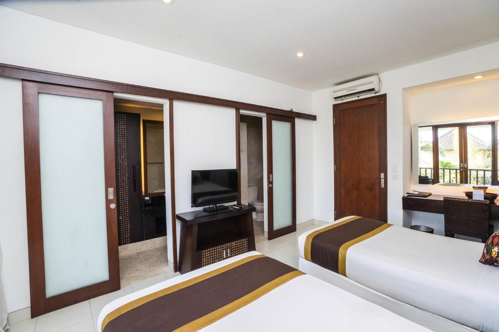 Villa Diana Bali 16 Bedrooms スミニャック エクステリア 写真