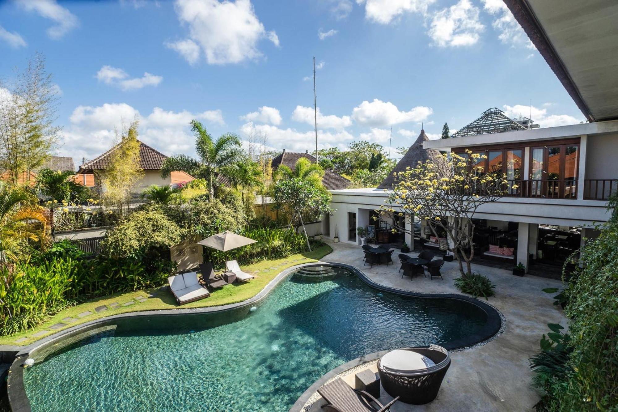 Villa Diana Bali 16 Bedrooms スミニャック エクステリア 写真