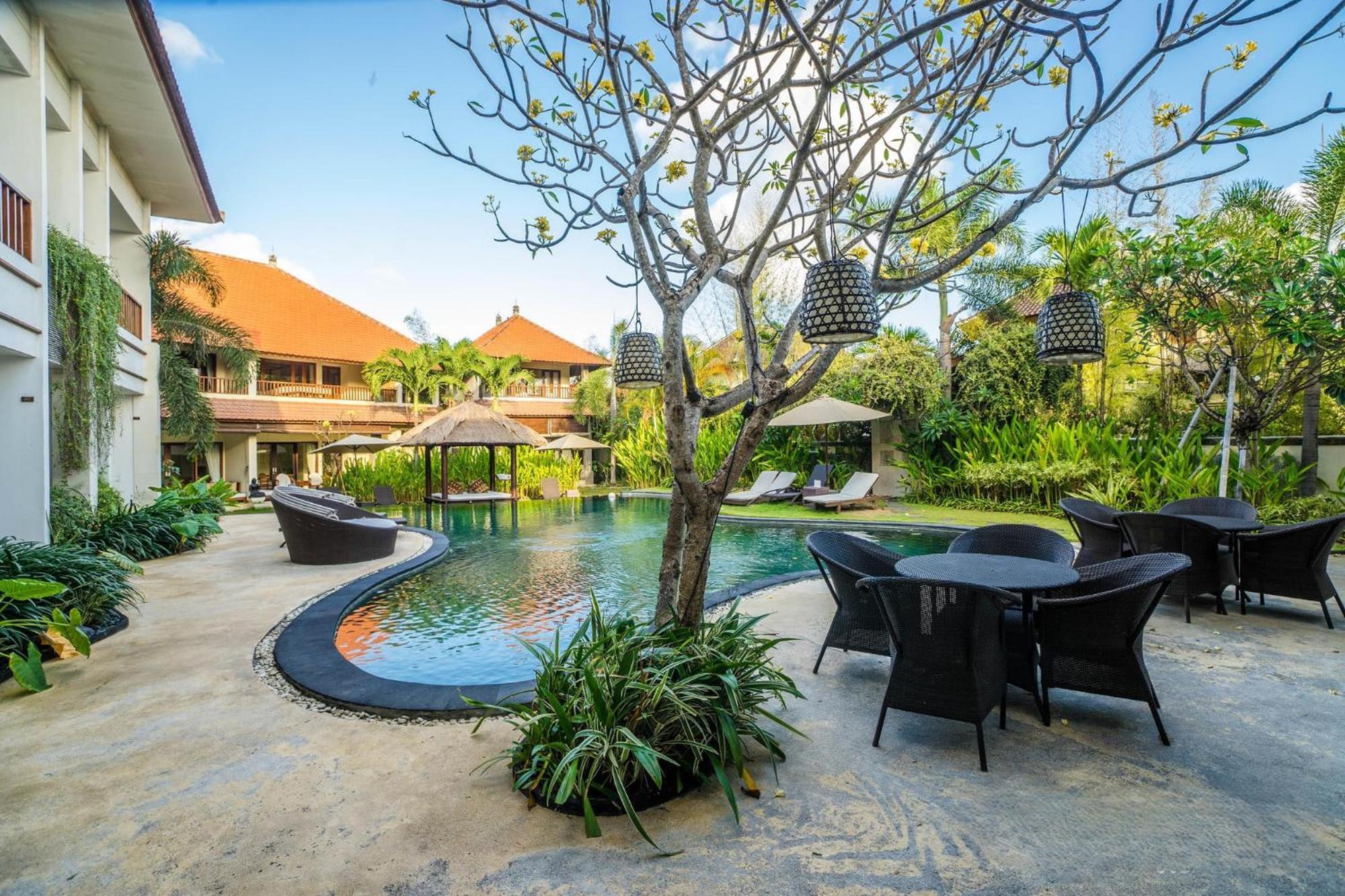 Villa Diana Bali 16 Bedrooms スミニャック エクステリア 写真