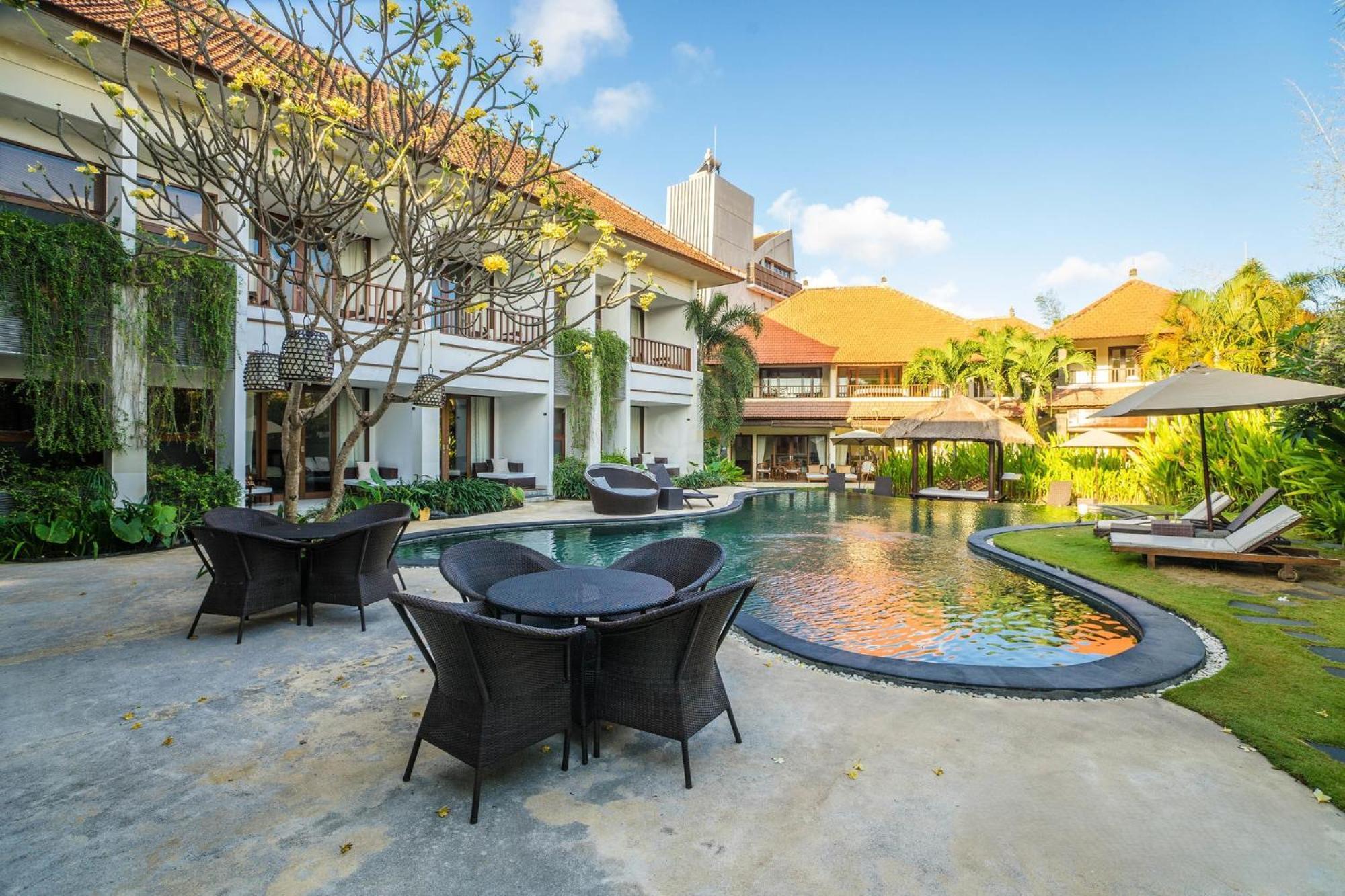 Villa Diana Bali 16 Bedrooms スミニャック エクステリア 写真