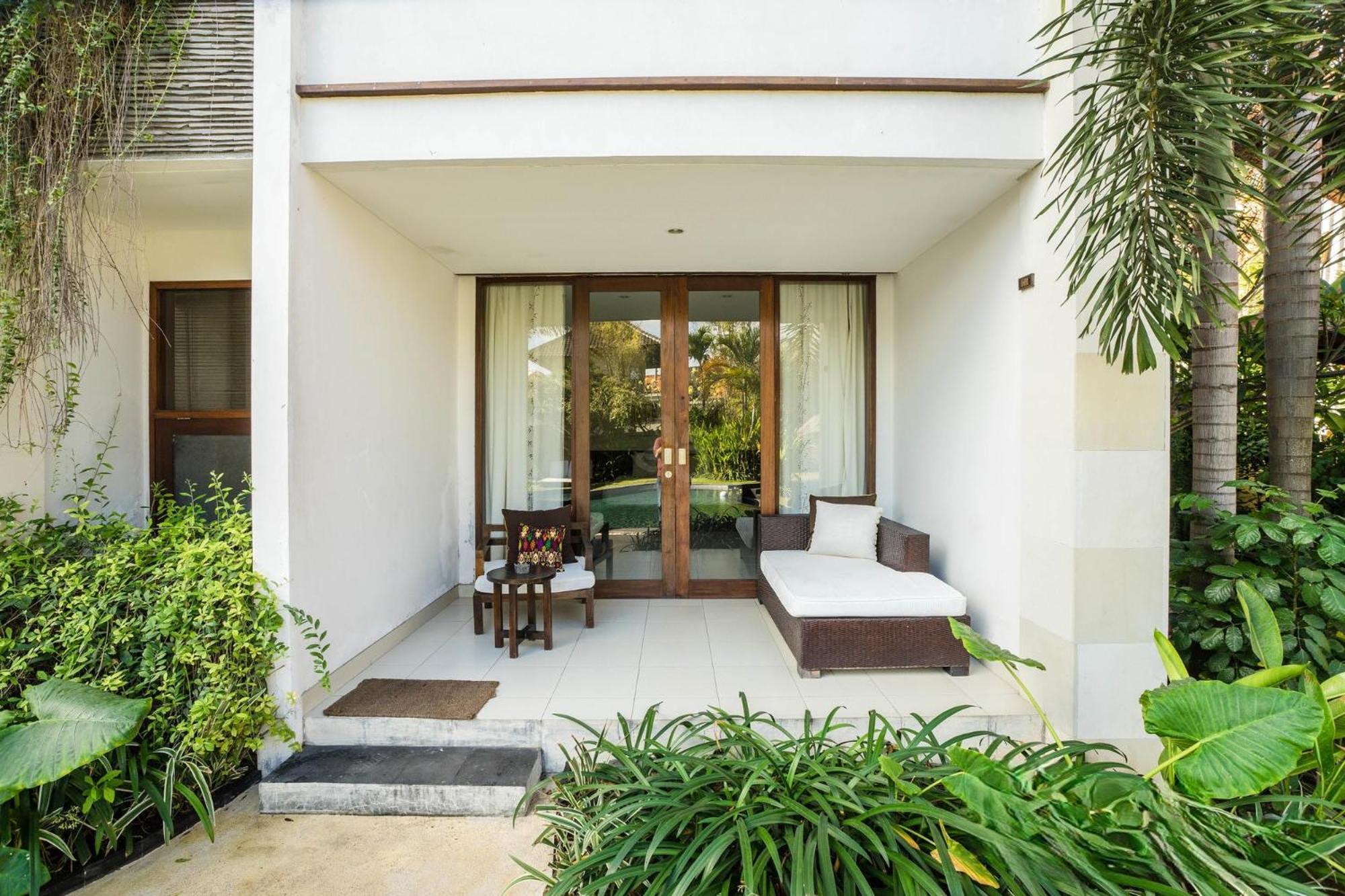 Villa Diana Bali 16 Bedrooms スミニャック エクステリア 写真